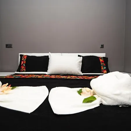 Hotel Esquire And Lounges