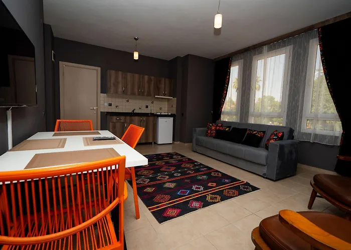 Esquire & Lounges מלון קמר