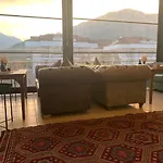 Esquire & Lounges Kemer