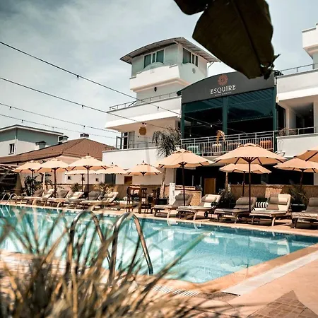 فندق Esquire And Lounges 2*